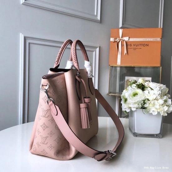 Aaa replica bags Bag Haumea Vuitton Louis 0802